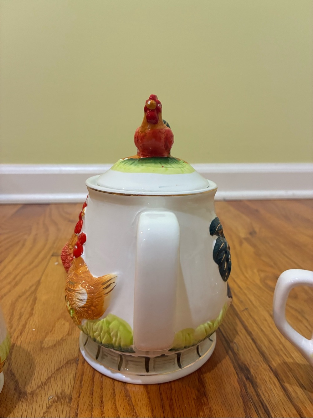 Rooster Ceramic Tea Set - Picture 7 of 11